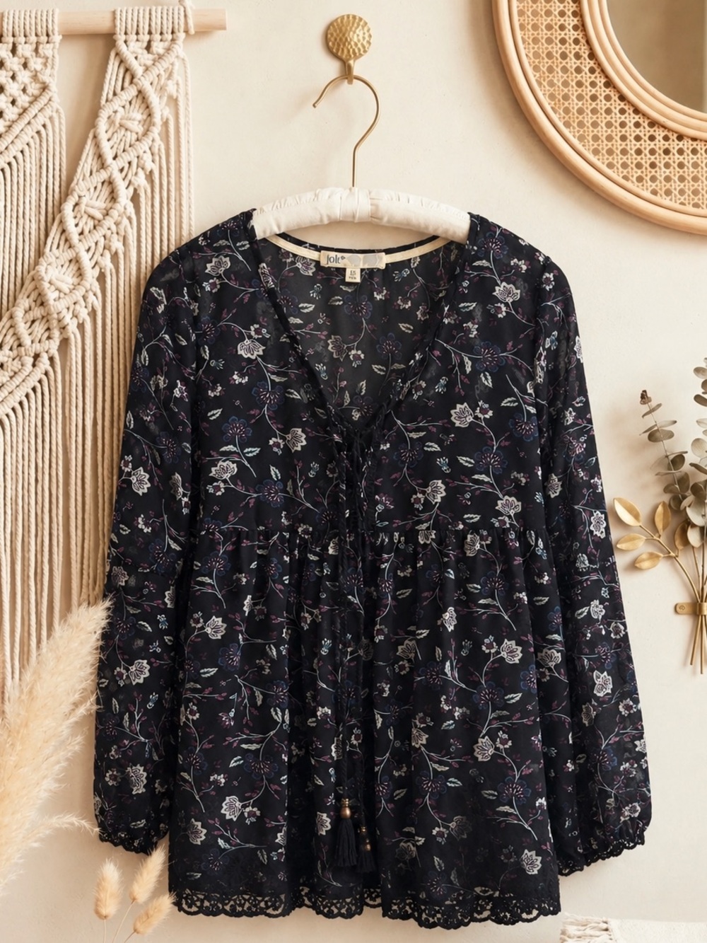 Jolt Black Floral Lace Long Sleeve Blouse